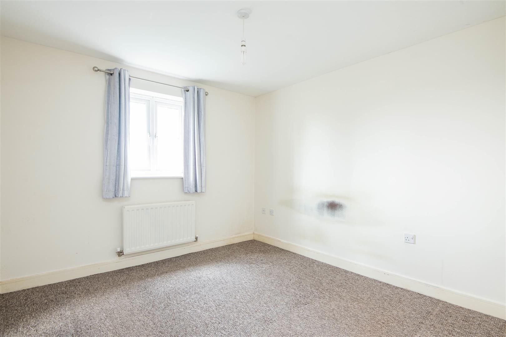 2 bed property in Abbotts Close, Preston